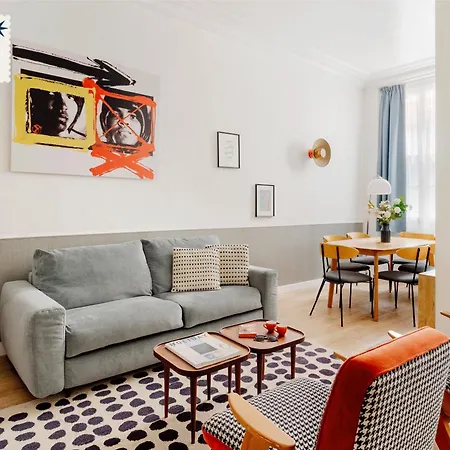 Edgar Saint-augustin - Naples Apartman